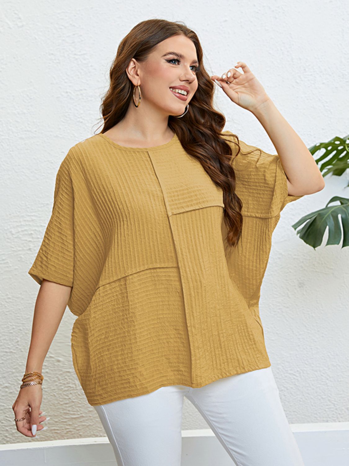 Plus Size Seam Detail Half Sleeve Top